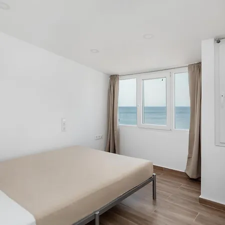 Daire Malibu By Halu!, Seaside In Perea Peraía